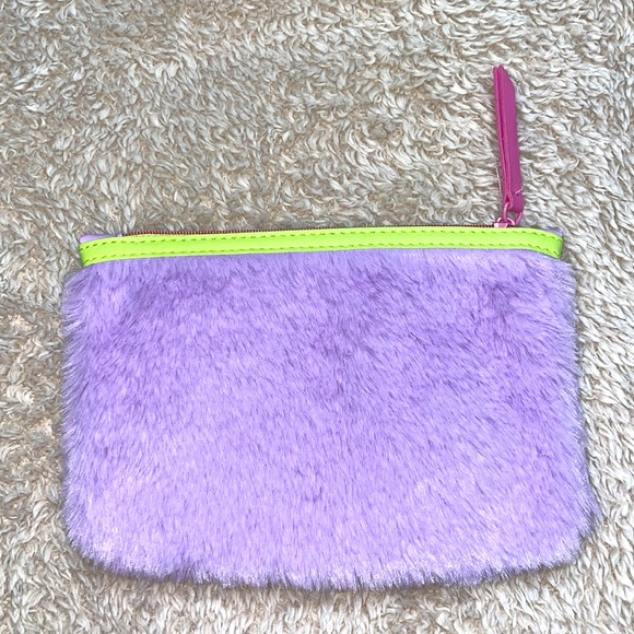 Light Purple Faux Fur & Green Ipsy Makeup Bag Pouch Pink Tassel Fuzzy Soft - Picture 3 of 4